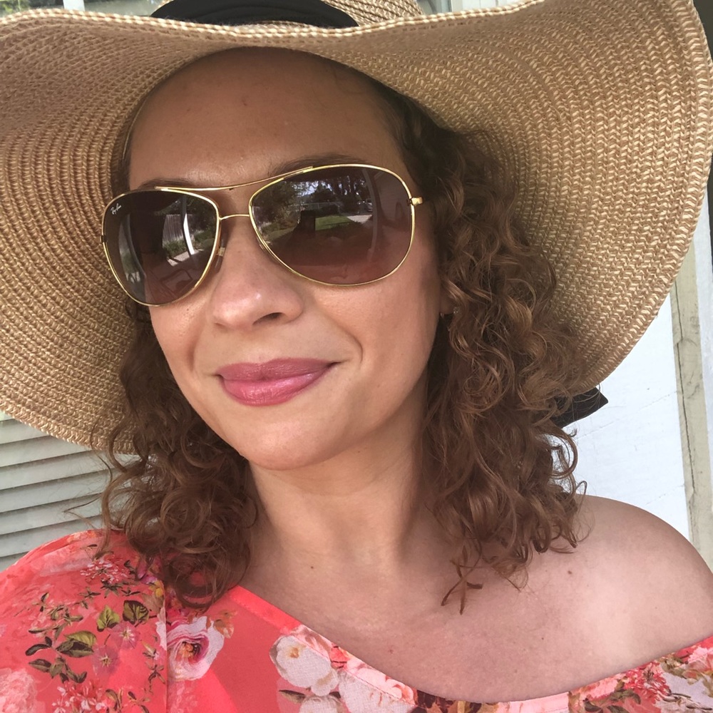 Meet your Posher, Nichole